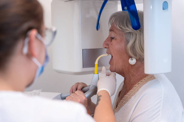 Best Emergency Dentist for Knocked-Out Tooth in Murillo, TX